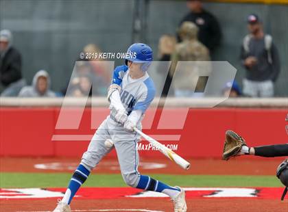 Thumbnail 1 in Mansfield vs. Hebron Game 2 (UIL 6A Area Playoff) photogallery.