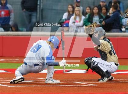 Thumbnail 3 in Mansfield vs. Hebron Game 2 (UIL 6A Area Playoff) photogallery.