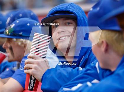 Thumbnail 2 in Mansfield vs. Hebron Game 2 (UIL 6A Area Playoff) photogallery.
