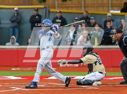 Thumbnail 1 in Mansfield vs. Hebron Game 2 (UIL 6A Area Playoff) photogallery.