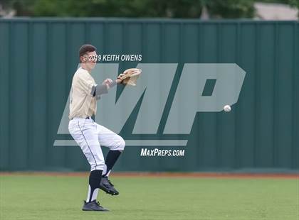 Thumbnail 3 in Mansfield vs. Hebron Game 2 (UIL 6A Area Playoff) photogallery.