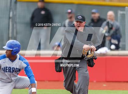 Thumbnail 3 in Mansfield vs. Hebron Game 2 (UIL 6A Area Playoff) photogallery.