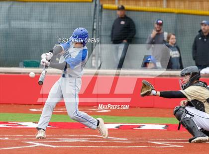 Thumbnail 2 in Mansfield vs. Hebron Game 2 (UIL 6A Area Playoff) photogallery.