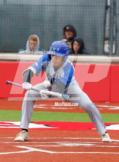 Thumbnail 2 in Mansfield vs. Hebron Game 2 (UIL 6A Area Playoff) photogallery.