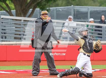 Thumbnail 3 in Mansfield vs. Hebron Game 2 (UIL 6A Area Playoff) photogallery.