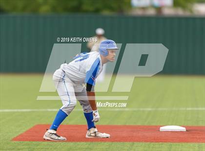 Thumbnail 2 in Mansfield vs. Hebron Game 2 (UIL 6A Area Playoff) photogallery.