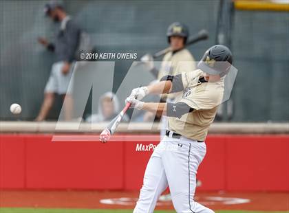 Thumbnail 3 in Mansfield vs. Hebron Game 2 (UIL 6A Area Playoff) photogallery.