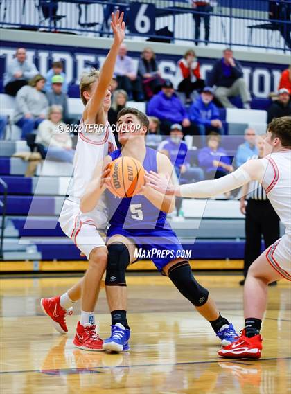 Thumbnail 3 in Fremont vs. Madison (Corner Canyon Tournament of Champions) photogallery.