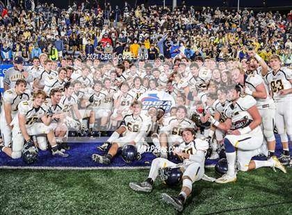 Thumbnail 2 in Marist vs. Jefferson (GHSA 4A Final) photogallery.
