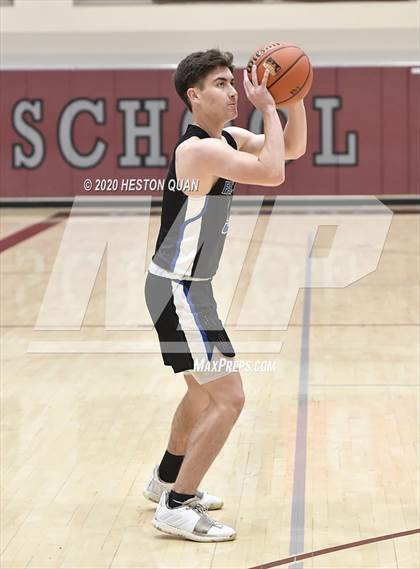 Thumbnail 3 in Mount Si vs. Catalina Foothills (Rancho Mirage Holiday Invitational) photogallery.
