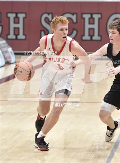 Thumbnail 3 in Mount Si vs. Catalina Foothills (Rancho Mirage Holiday Invitational) photogallery.
