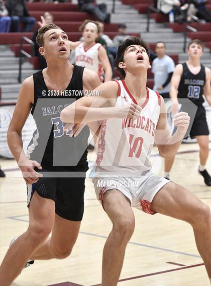 Thumbnail 3 in Mount Si vs. Catalina Foothills (Rancho Mirage Holiday Invitational) photogallery.