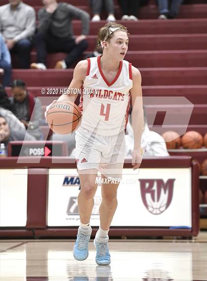 Thumbnail 2 in Mount Si vs. Catalina Foothills (Rancho Mirage Holiday Invitational) photogallery.