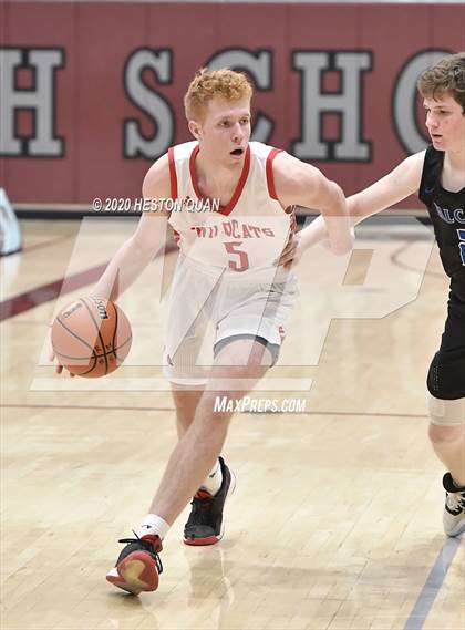 Thumbnail 2 in Mount Si vs. Catalina Foothills (Rancho Mirage Holiday Invitational) photogallery.