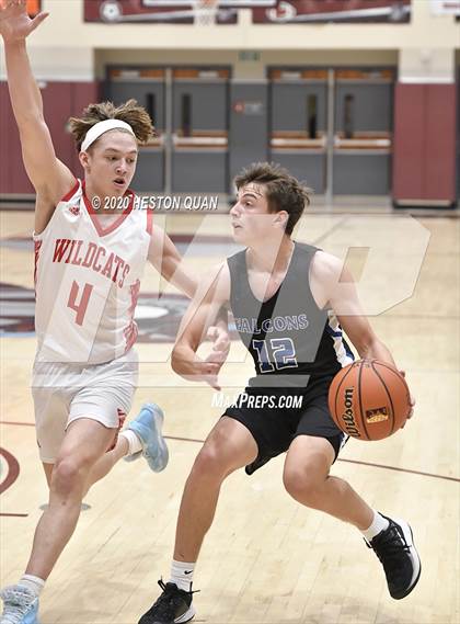 Thumbnail 1 in Mount Si vs. Catalina Foothills (Rancho Mirage Holiday Invitational) photogallery.