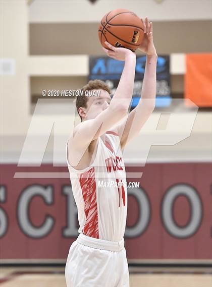 Thumbnail 2 in Mount Si vs. Catalina Foothills (Rancho Mirage Holiday Invitational) photogallery.