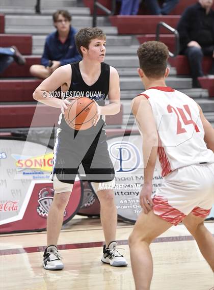 Thumbnail 2 in Mount Si vs. Catalina Foothills (Rancho Mirage Holiday Invitational) photogallery.