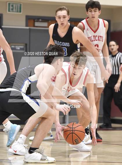 Thumbnail 3 in Mount Si vs. Catalina Foothills (Rancho Mirage Holiday Invitational) photogallery.