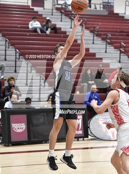 Thumbnail 2 in Mount Si vs. Catalina Foothills (Rancho Mirage Holiday Invitational) photogallery.