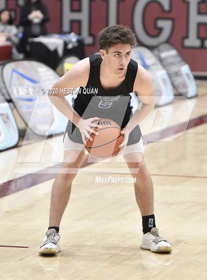 Thumbnail 1 in Mount Si vs. Catalina Foothills (Rancho Mirage Holiday Invitational) photogallery.