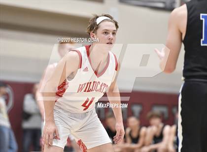 Thumbnail 3 in Mount Si vs. Catalina Foothills (Rancho Mirage Holiday Invitational) photogallery.
