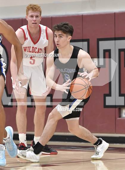 Thumbnail 2 in Mount Si vs. Catalina Foothills (Rancho Mirage Holiday Invitational) photogallery.