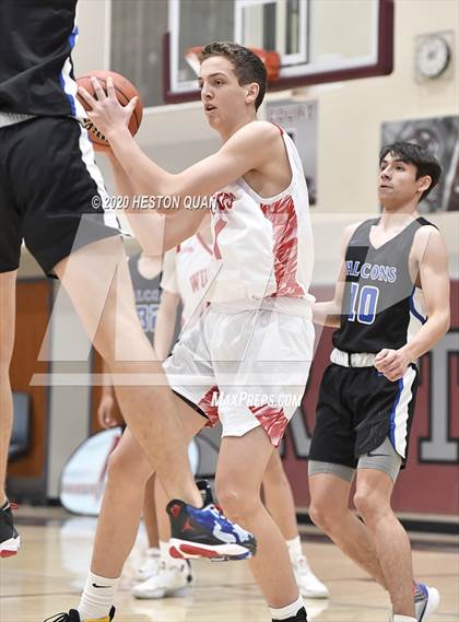 Thumbnail 2 in Mount Si vs. Catalina Foothills (Rancho Mirage Holiday Invitational) photogallery.