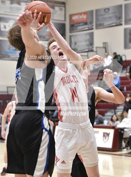 Thumbnail 2 in Mount Si vs. Catalina Foothills (Rancho Mirage Holiday Invitational) photogallery.