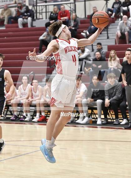 Thumbnail 1 in Mount Si vs. Catalina Foothills (Rancho Mirage Holiday Invitational) photogallery.