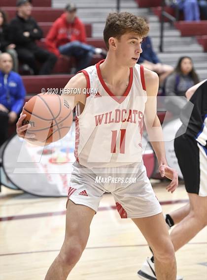 Thumbnail 1 in Mount Si vs. Catalina Foothills (Rancho Mirage Holiday Invitational) photogallery.