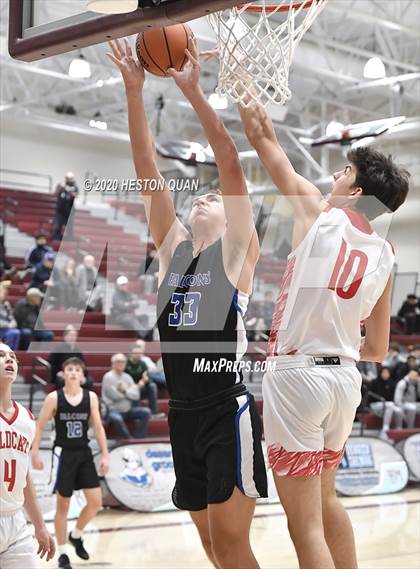 Thumbnail 1 in Mount Si vs. Catalina Foothills (Rancho Mirage Holiday Invitational) photogallery.
