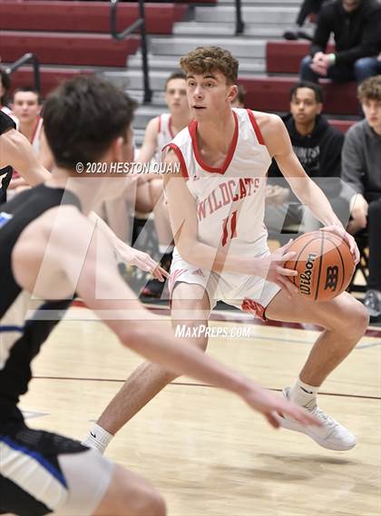 Thumbnail 1 in Mount Si vs. Catalina Foothills (Rancho Mirage Holiday Invitational) photogallery.