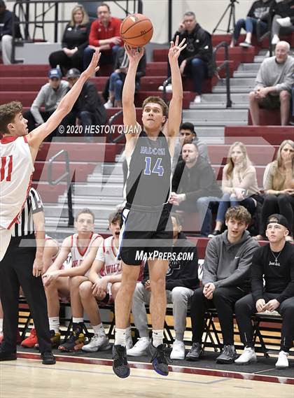 Thumbnail 3 in Mount Si vs. Catalina Foothills (Rancho Mirage Holiday Invitational) photogallery.