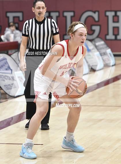 Thumbnail 2 in Mount Si vs. Catalina Foothills (Rancho Mirage Holiday Invitational) photogallery.