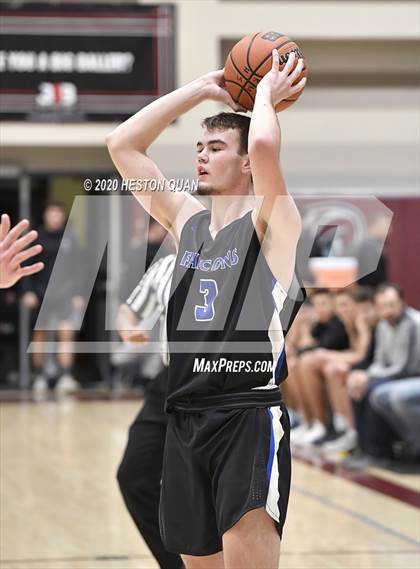 Thumbnail 2 in Mount Si vs. Catalina Foothills (Rancho Mirage Holiday Invitational) photogallery.