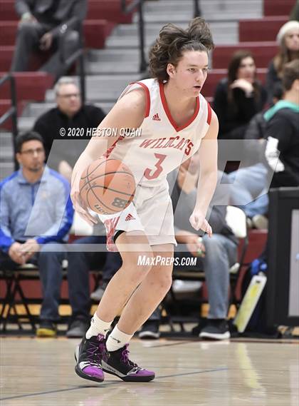 Thumbnail 2 in Mount Si vs. Catalina Foothills (Rancho Mirage Holiday Invitational) photogallery.