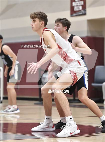 Thumbnail 1 in Mount Si vs. Catalina Foothills (Rancho Mirage Holiday Invitational) photogallery.