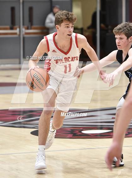 Thumbnail 2 in Mount Si vs. Catalina Foothills (Rancho Mirage Holiday Invitational) photogallery.