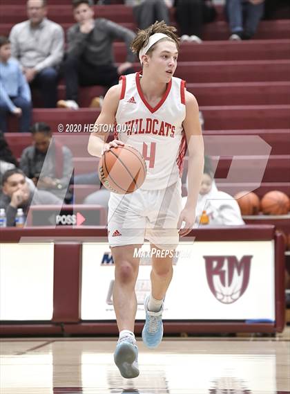 Thumbnail 3 in Mount Si vs. Catalina Foothills (Rancho Mirage Holiday Invitational) photogallery.