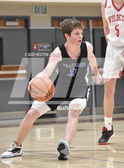 Thumbnail 3 in Mount Si vs. Catalina Foothills (Rancho Mirage Holiday Invitational) photogallery.