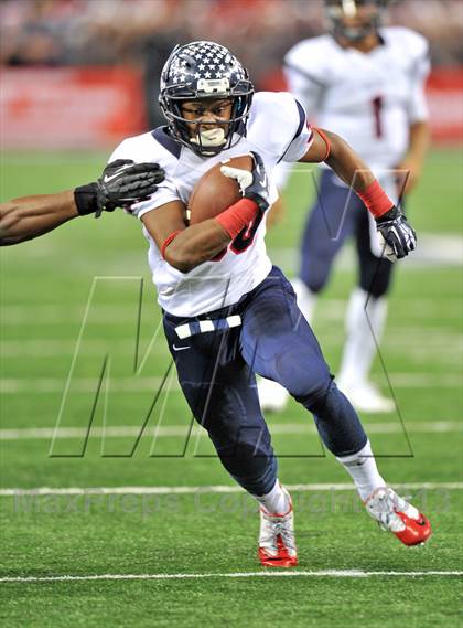 Thumbnail 3 in Allen vs. Pearland (UIL 5A Division 1 Final)  photogallery.