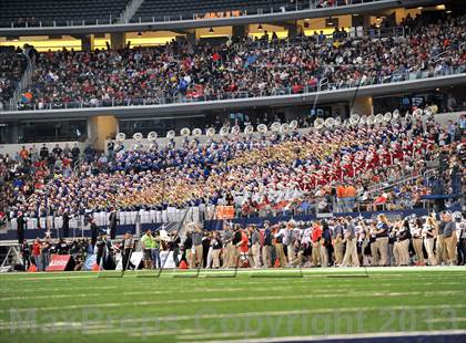 Thumbnail 2 in Allen vs. Pearland (UIL 5A Division 1 Final)  photogallery.