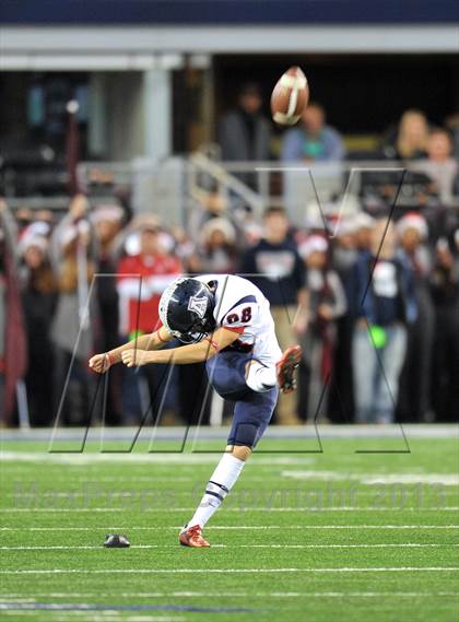 Thumbnail 2 in Allen vs. Pearland (UIL 5A Division 1 Final)  photogallery.