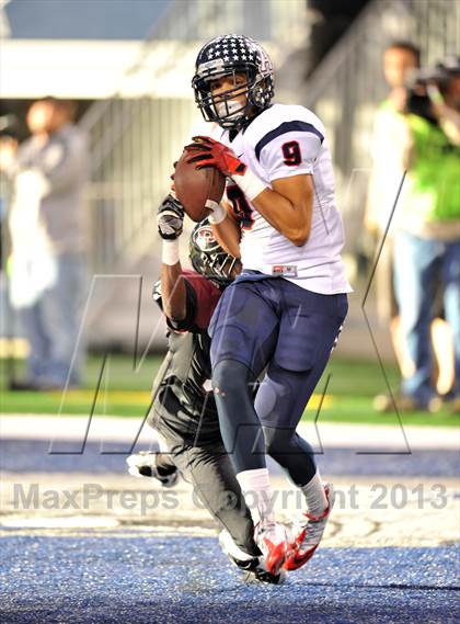 Thumbnail 2 in Allen vs. Pearland (UIL 5A Division 1 Final)  photogallery.