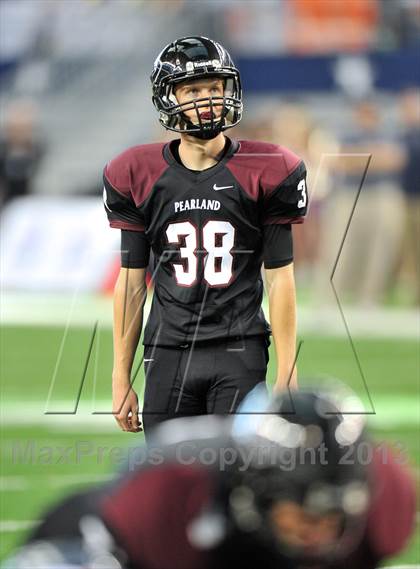 Thumbnail 2 in Allen vs. Pearland (UIL 5A Division 1 Final)  photogallery.