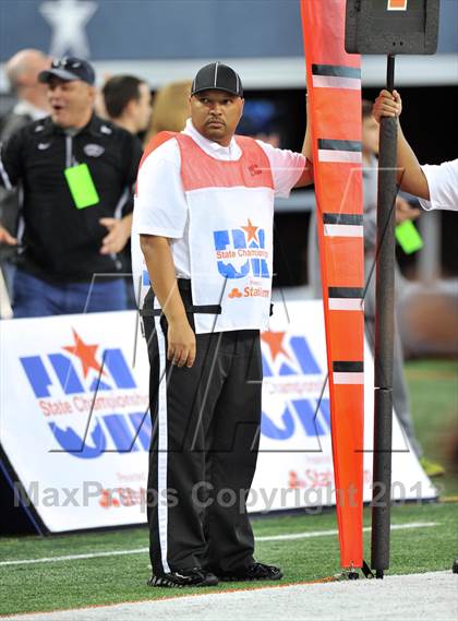 Thumbnail 1 in Allen vs. Pearland (UIL 5A Division 1 Final)  photogallery.