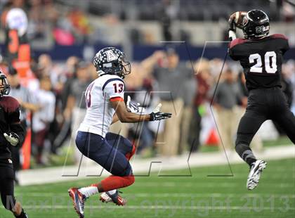 Thumbnail 3 in Allen vs. Pearland (UIL 5A Division 1 Final)  photogallery.