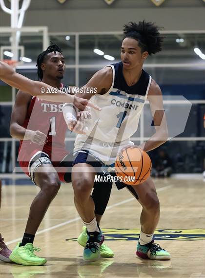 Thumbnail 2 in Combine Academy vs. The Burlington School photogallery.