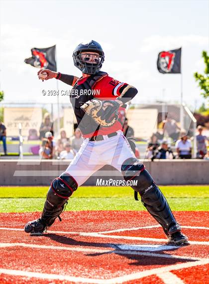 Thumbnail 2 in American Fork vs. Weber (UHSAA 6A Super Regionals) photogallery.