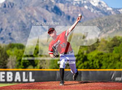Thumbnail 1 in American Fork vs. Weber (UHSAA 6A Super Regionals) photogallery.